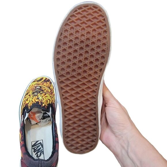 Vans Samurai Rising Slip-on Skater Shoe with Flames. Size 9.5. - Picture 2 of 15